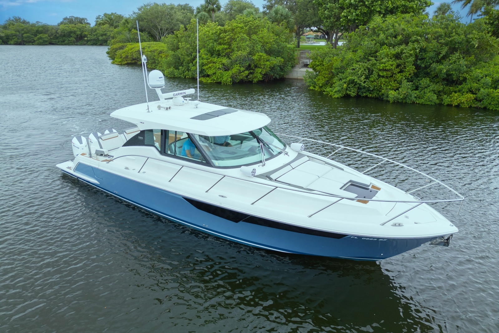 2021 Tiara Yachts 43 LE