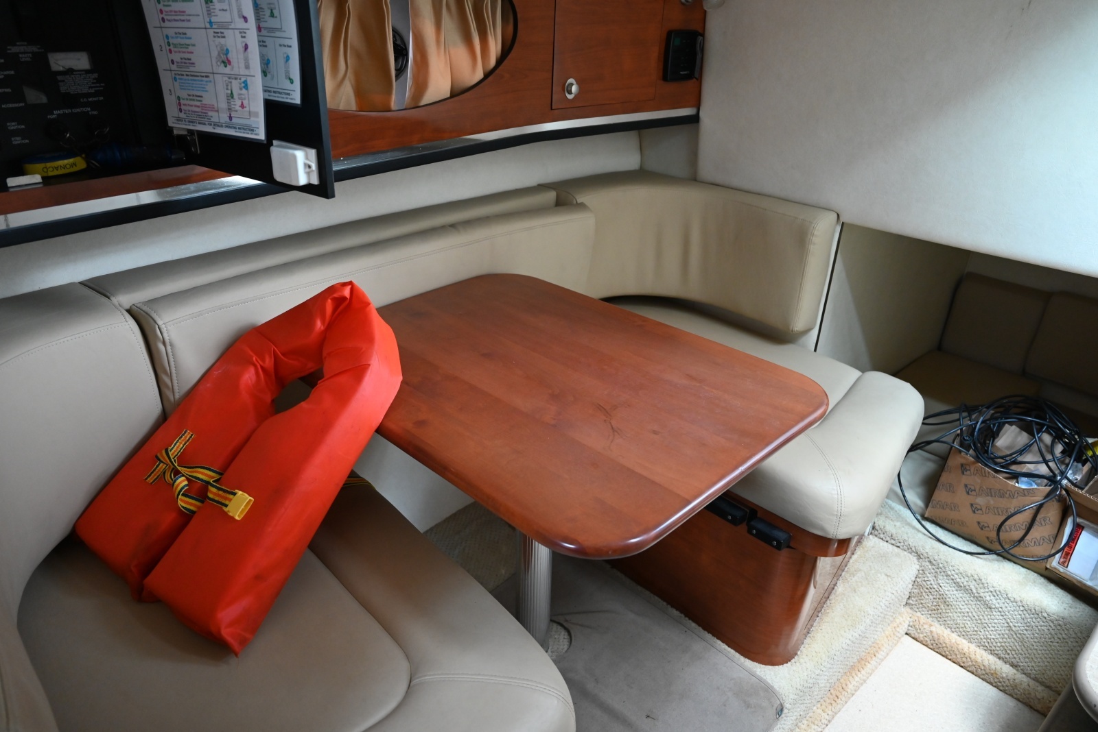 31ft Sea Ray Yacht For Sale