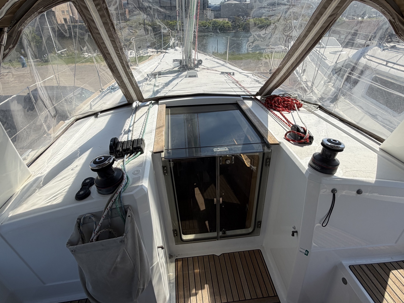 38ft Beneteau Yacht For Sale