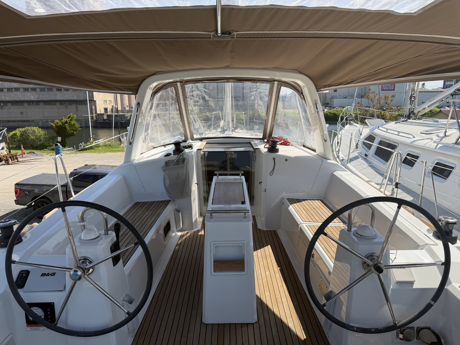 38ft Beneteau Yacht For Sale