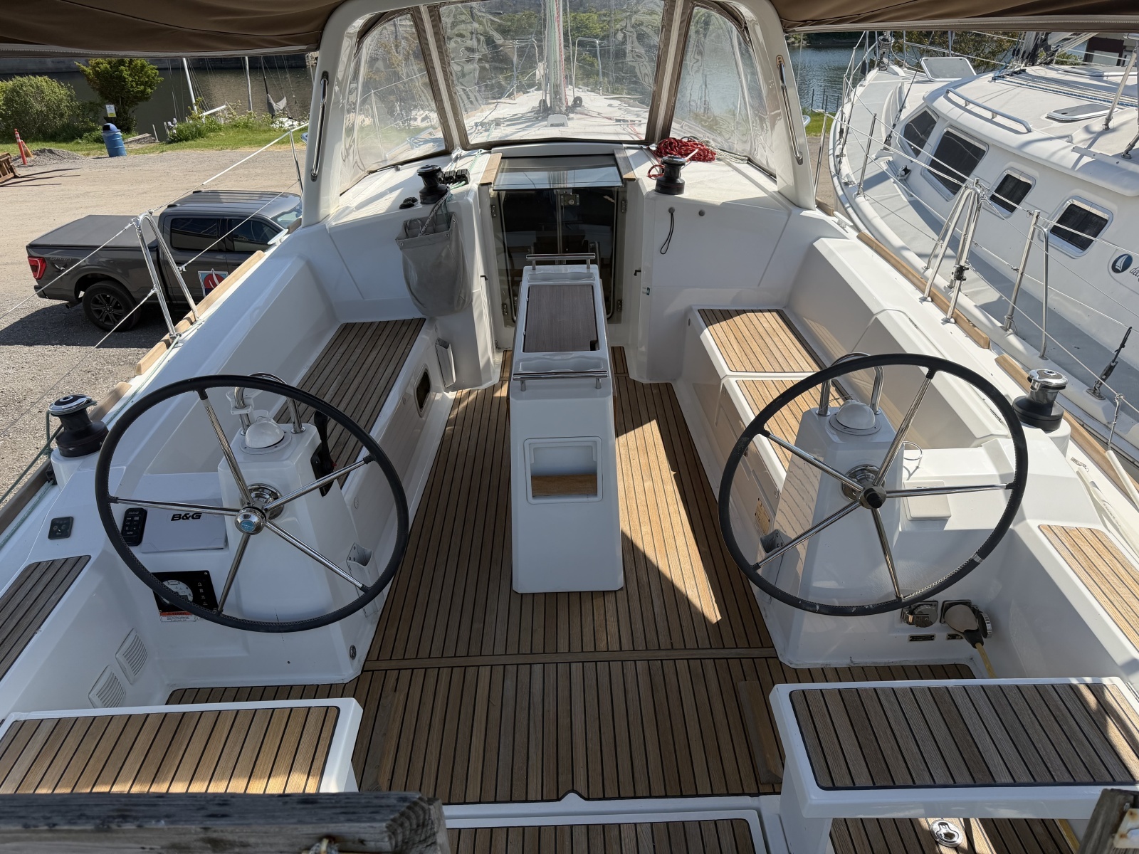 38ft Beneteau Yacht For Sale