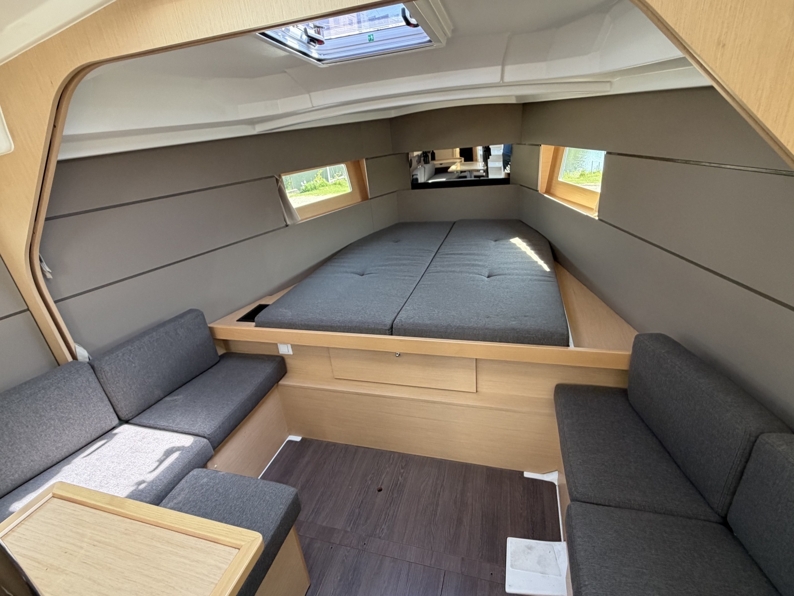 38ft Beneteau Yacht For Sale