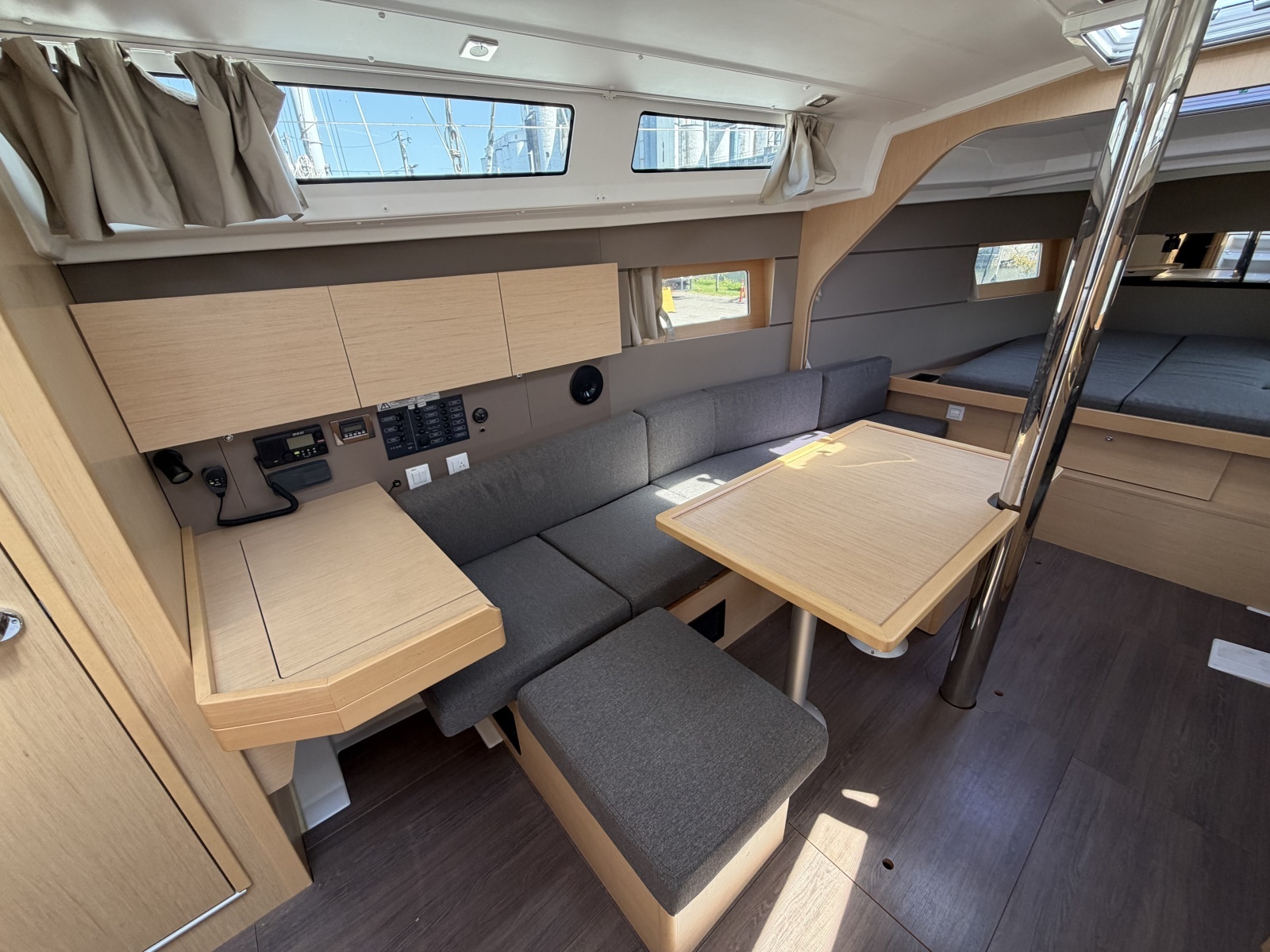 38ft Beneteau Yacht For Sale