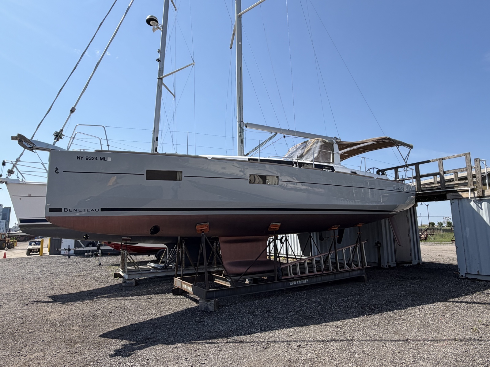 38ft Beneteau Yacht For Sale