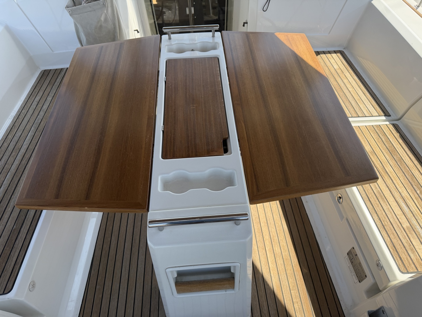 38ft Beneteau Yacht For Sale
