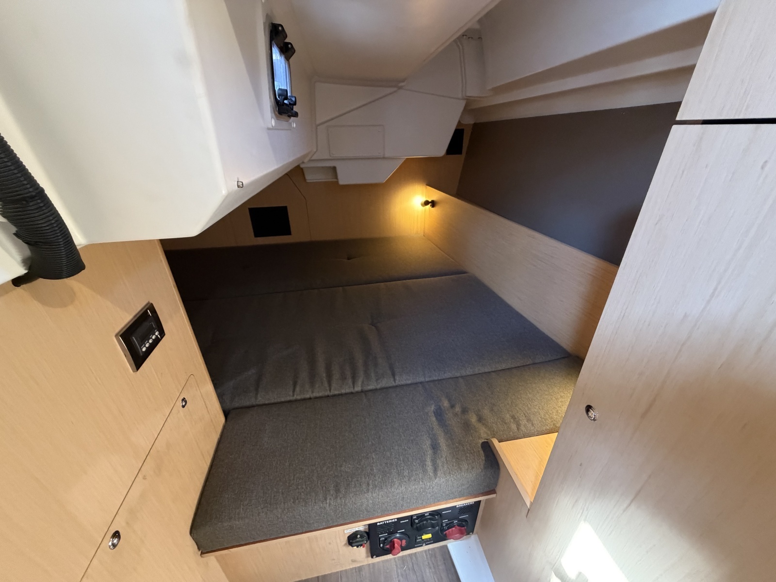 38ft Beneteau Yacht For Sale