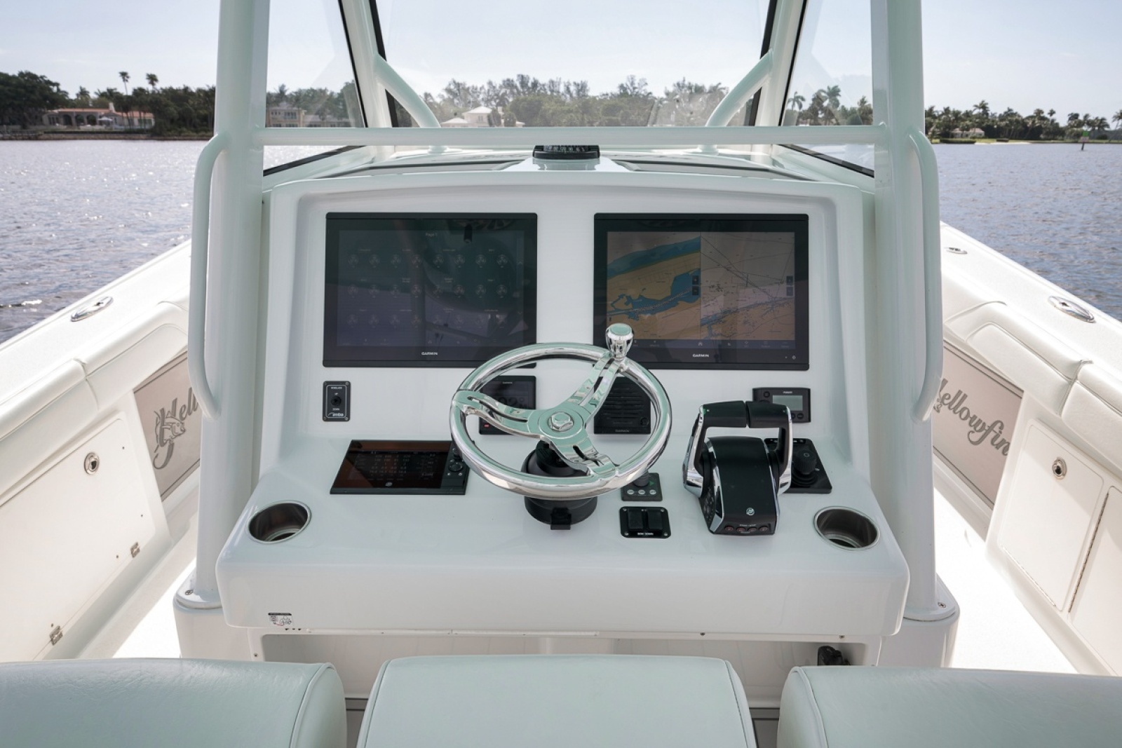 2017 Yellowfin 39 Offshore