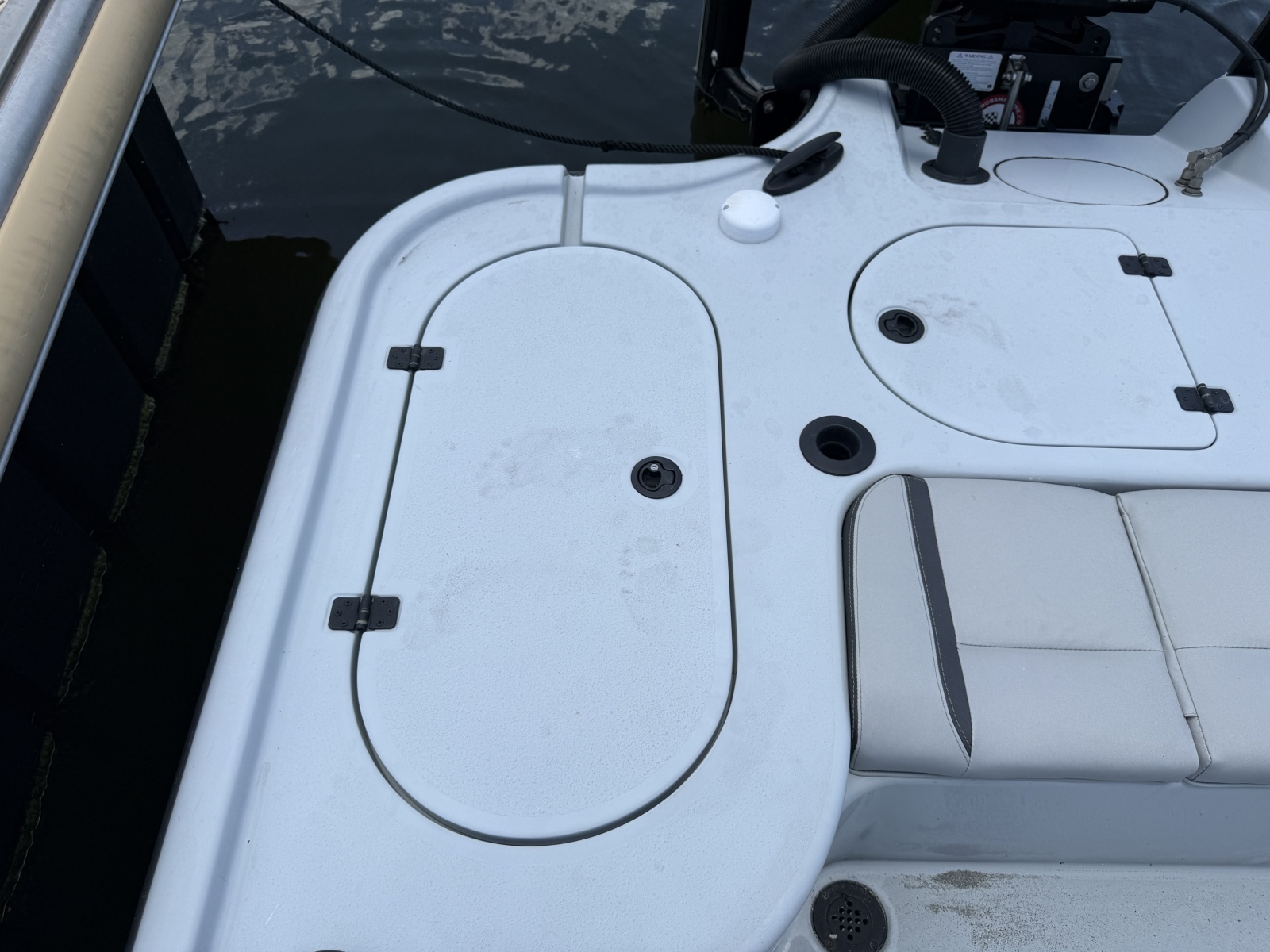 2017 Yellowfin 24 Bay CE