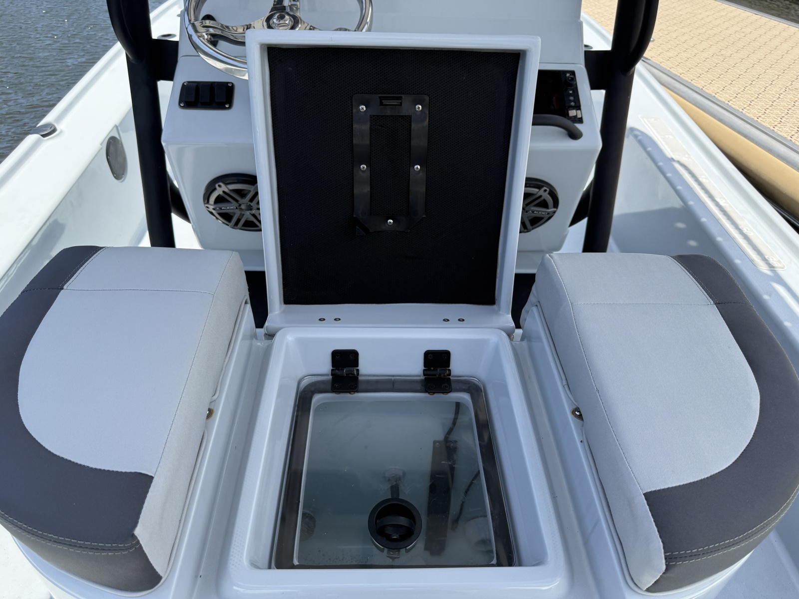 2017 Yellowfin 24 Bay CE