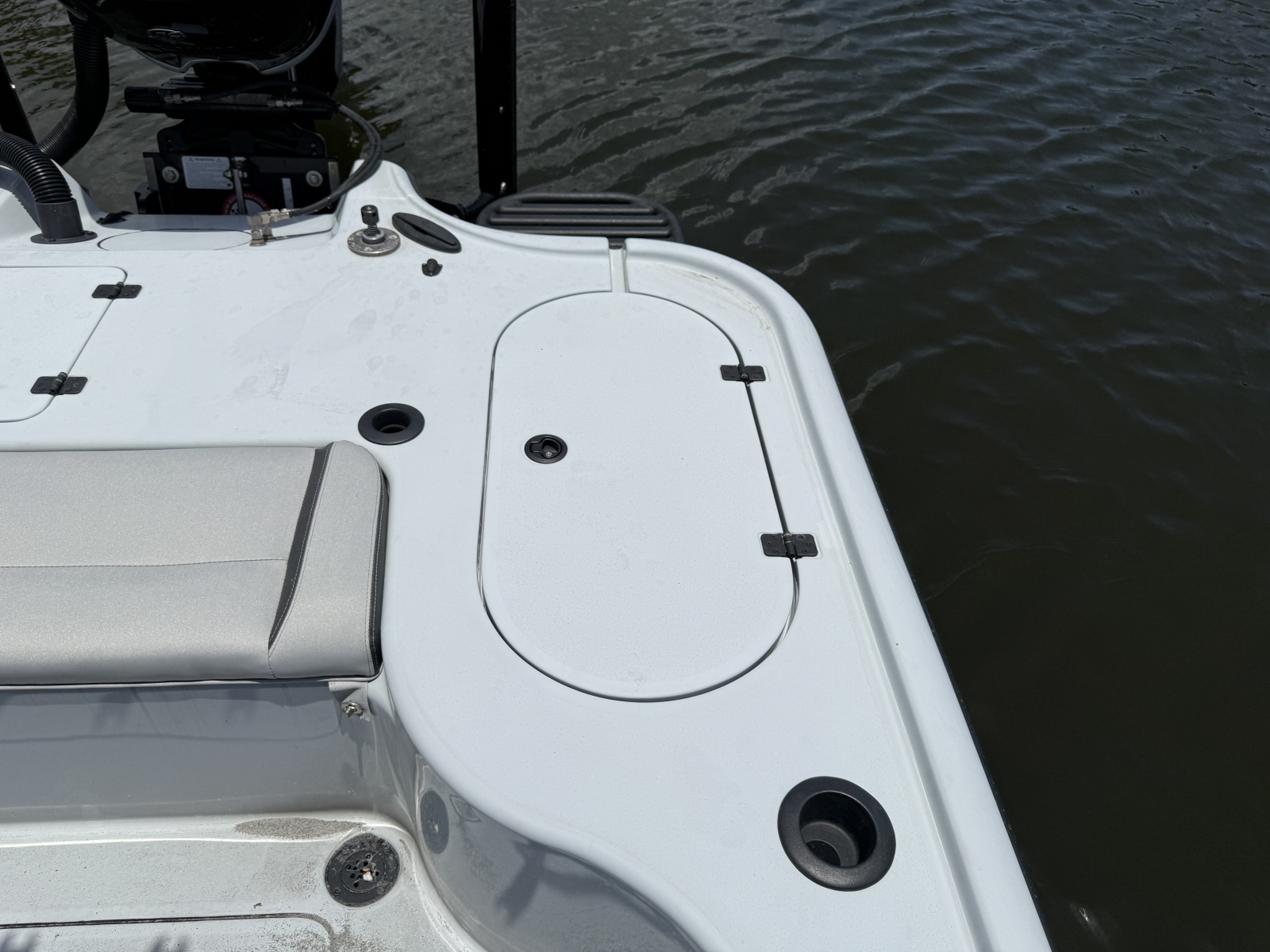 2017 Yellowfin 24 Bay CE