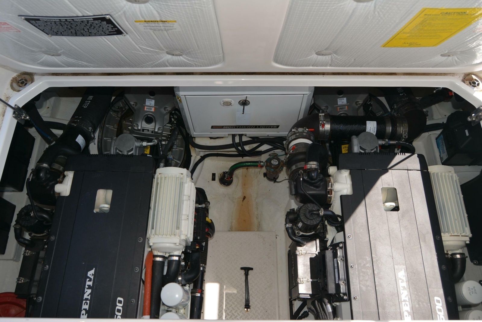 2021 Sabre 38 Salon Express