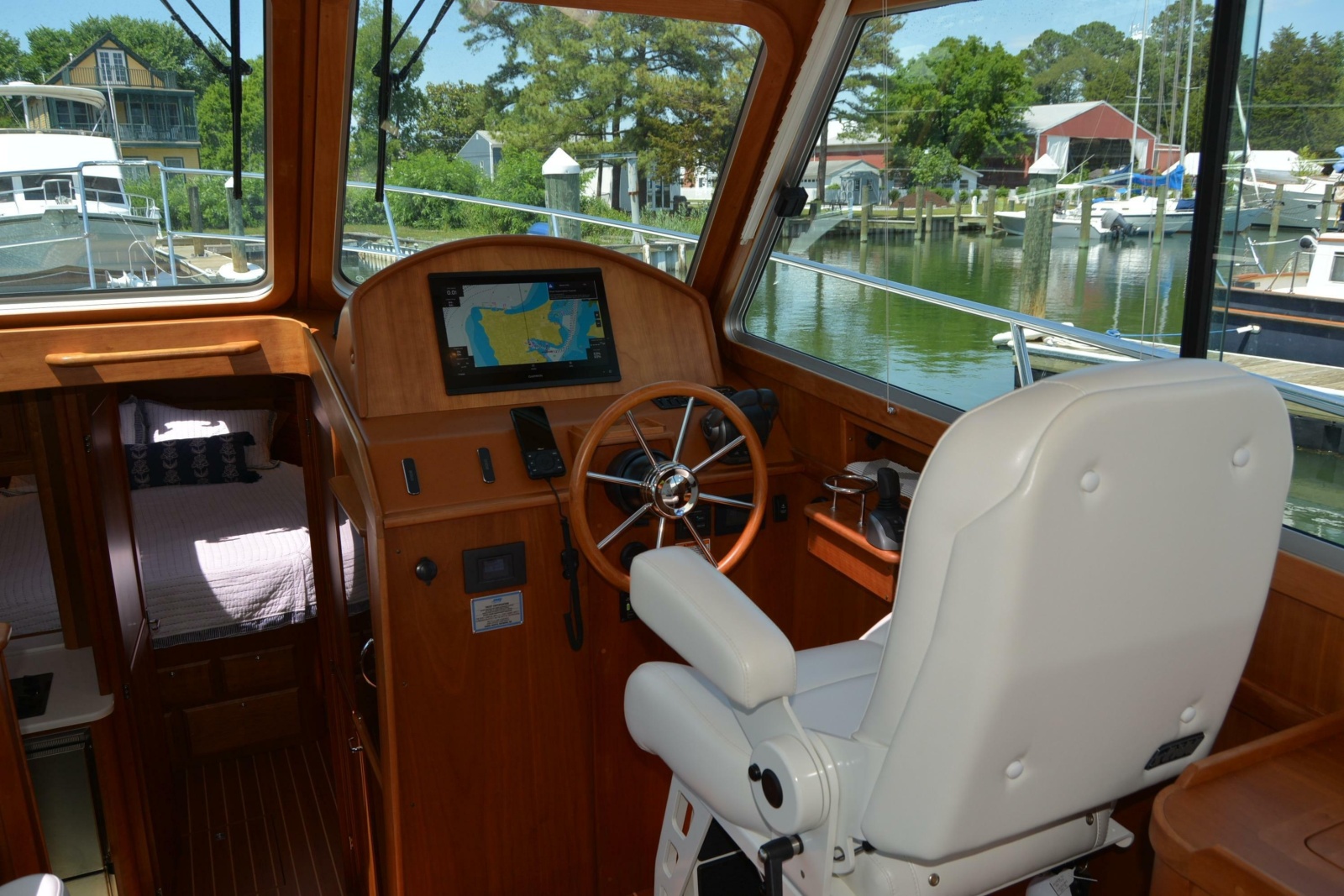 2021 Sabre 38 Salon Express