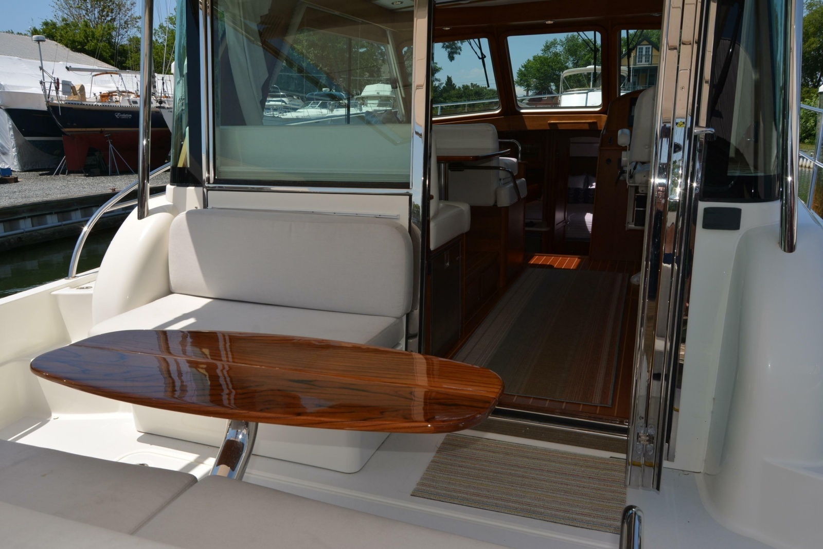 2021 Sabre 38 Salon Express