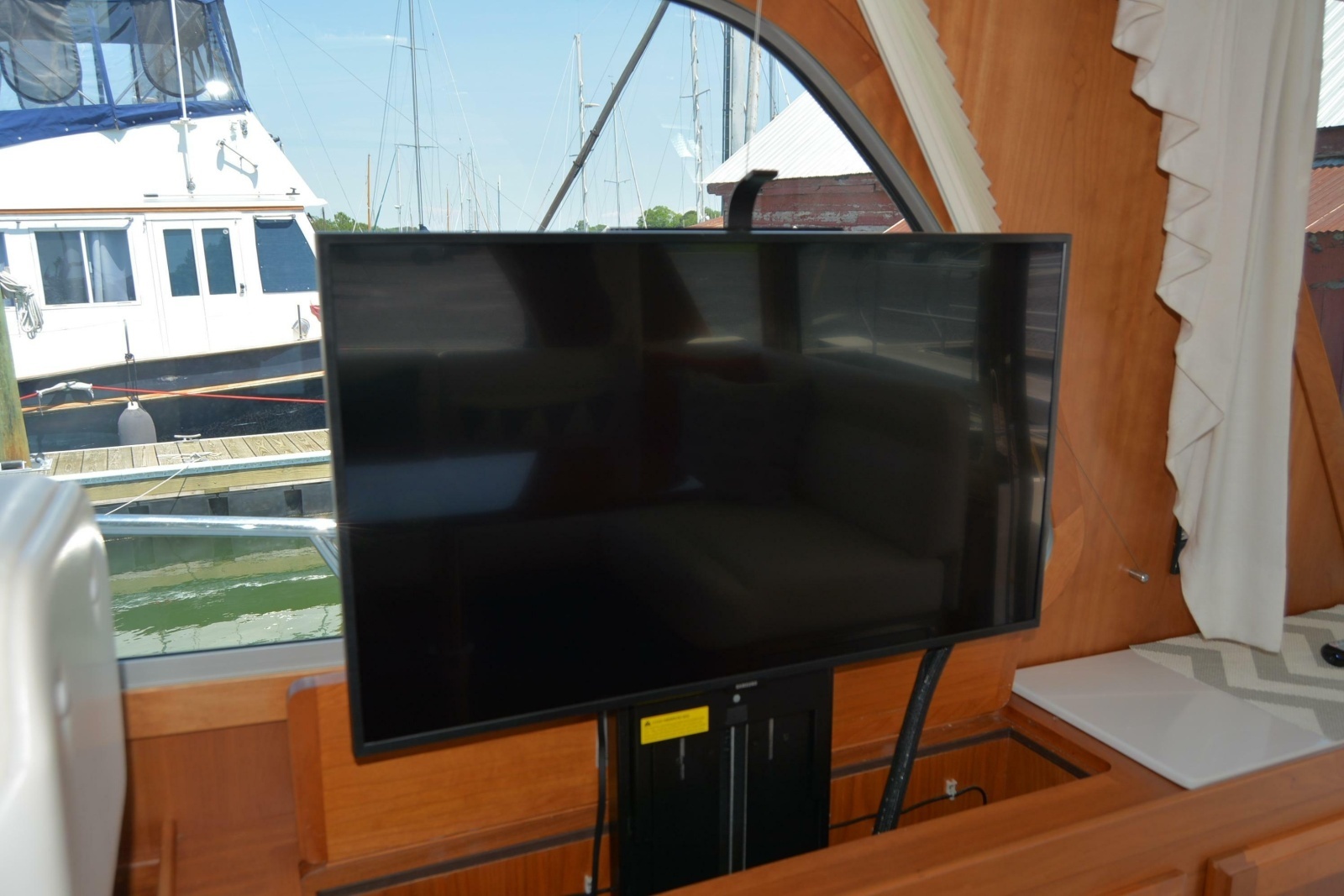 2021 Sabre 38 Salon Express
