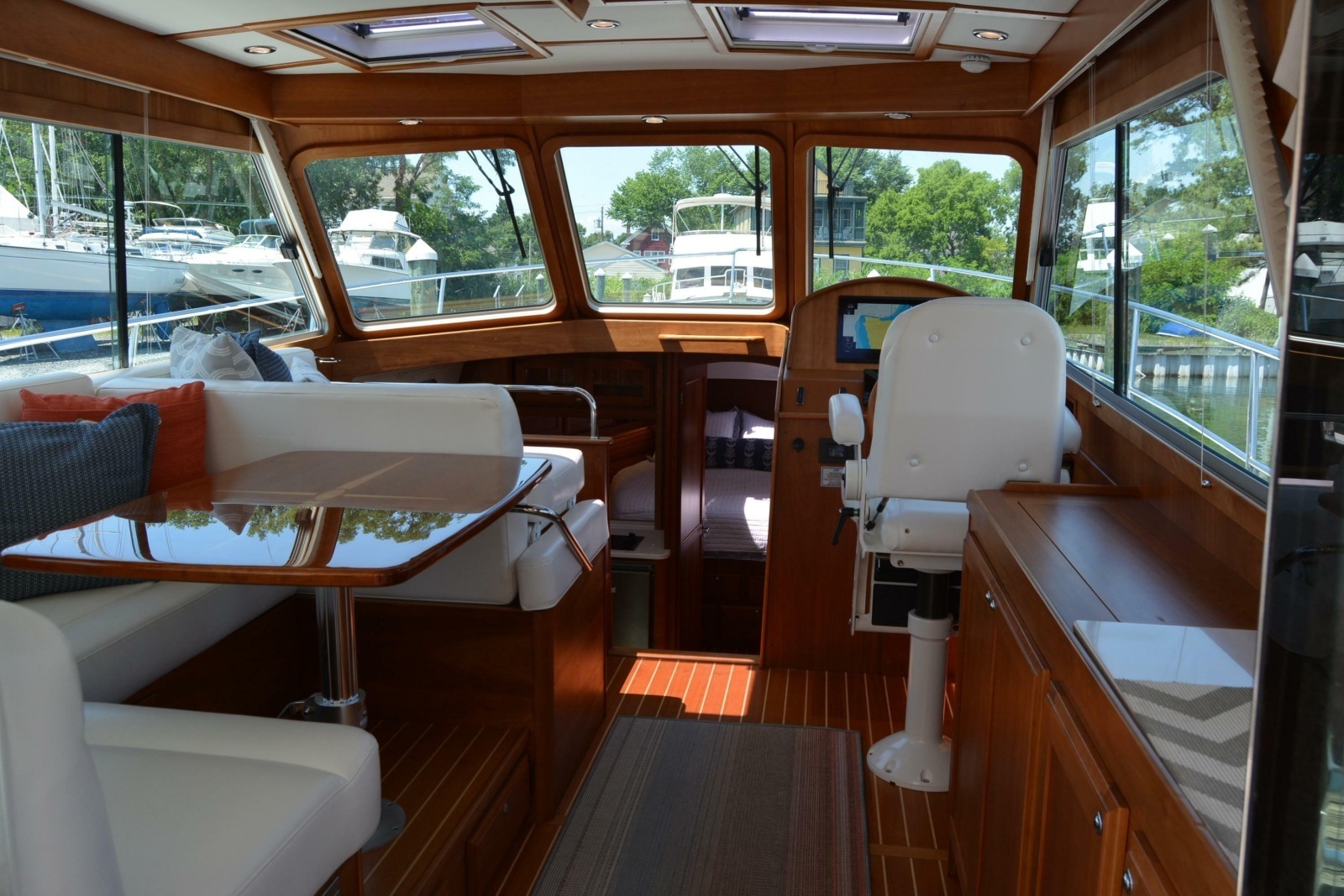 2021 Sabre 38 Salon Express