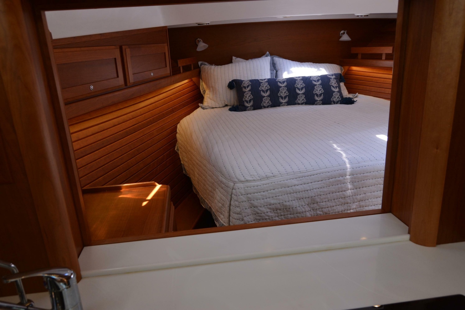 2021 Sabre 38 Salon Express