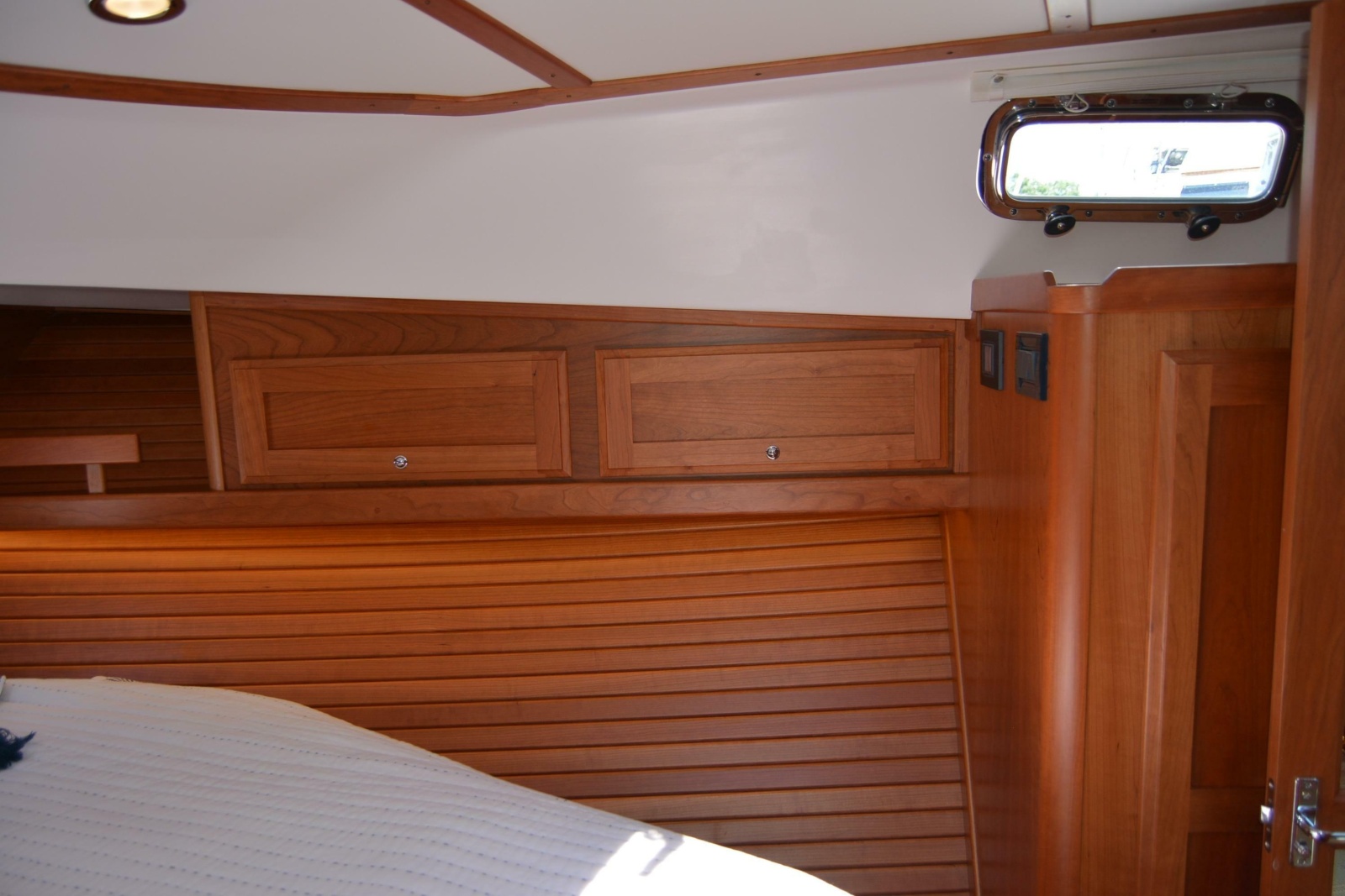 2021 Sabre 38 Salon Express