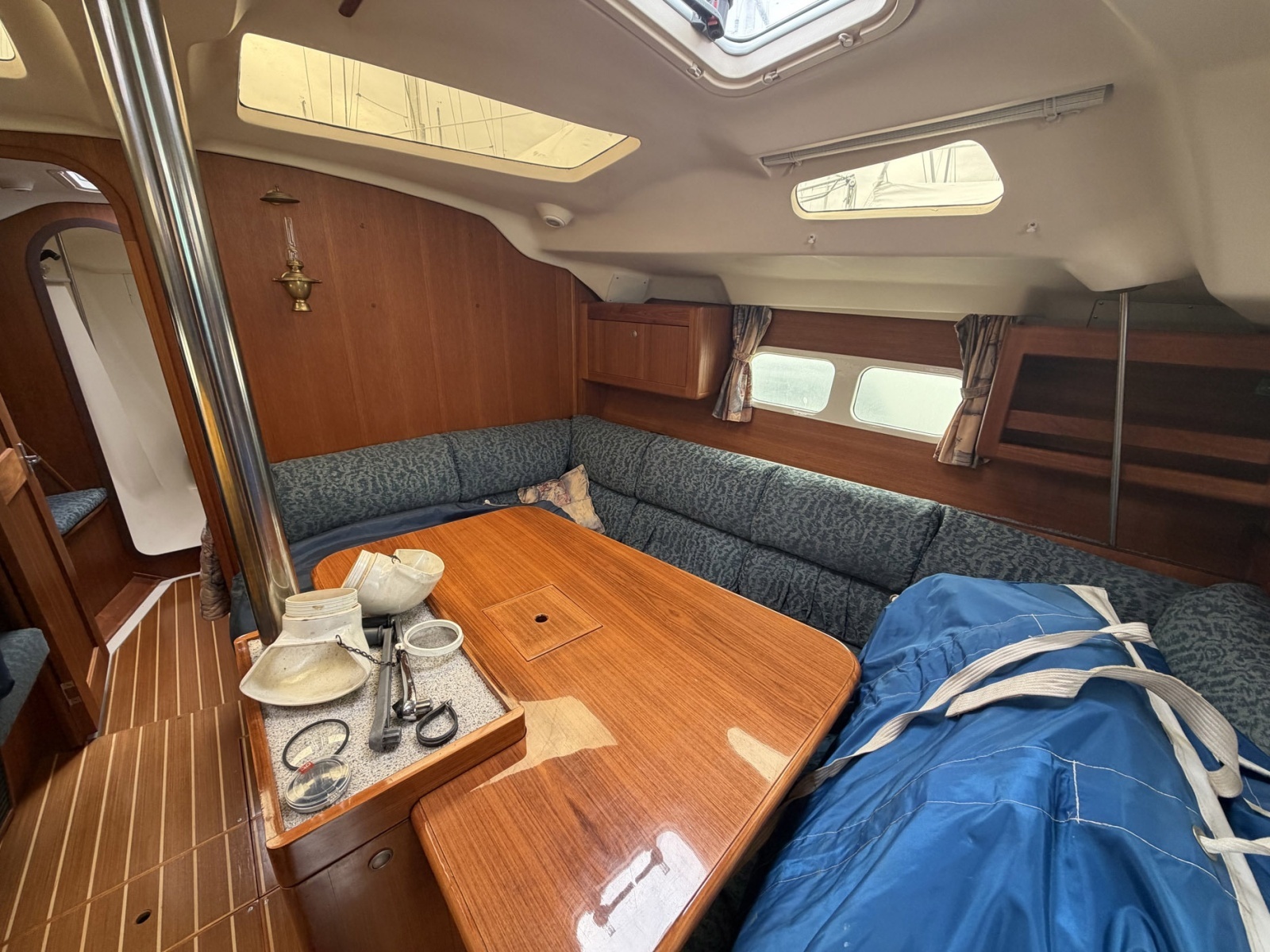 41ft Hunter Yacht For Sale