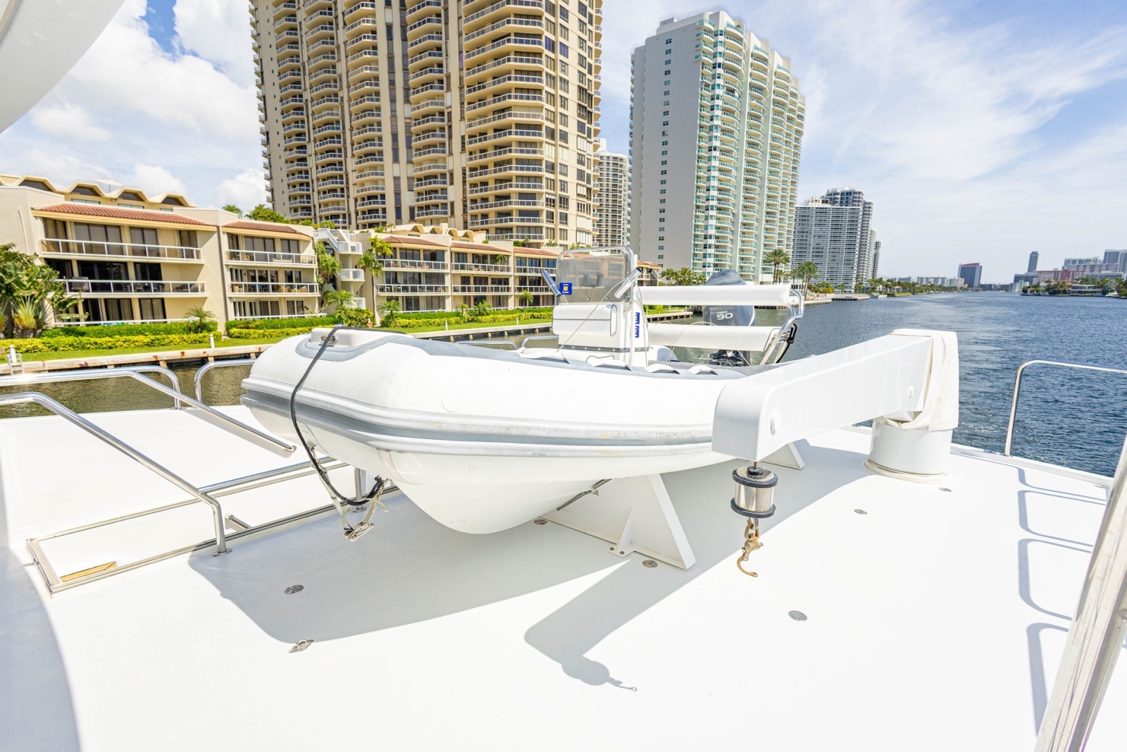 2008 Hargrave Enclosed Skylounge