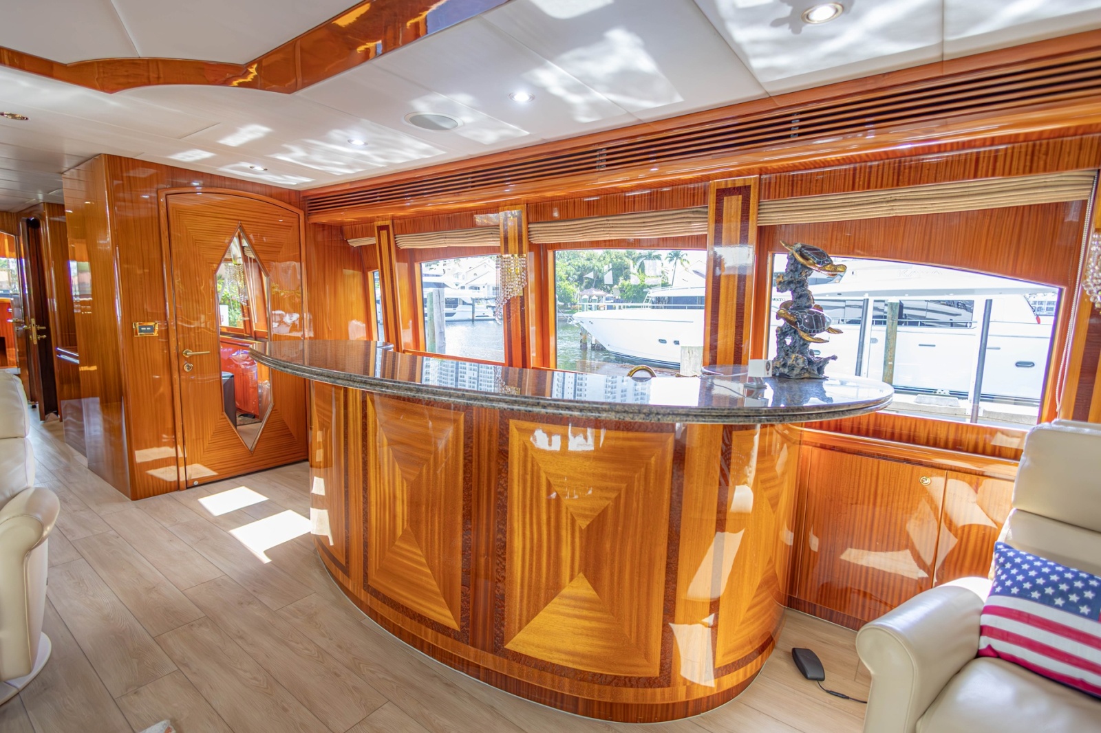 2008 Hargrave Enclosed Skylounge