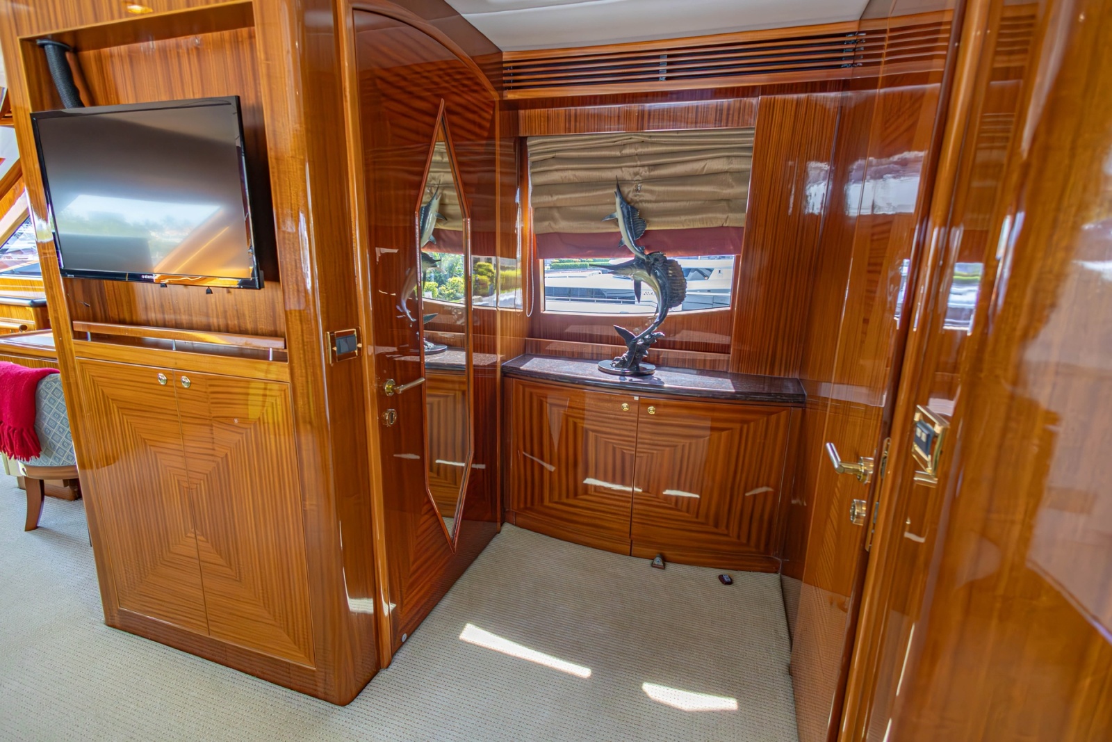 2008 Hargrave Enclosed Skylounge