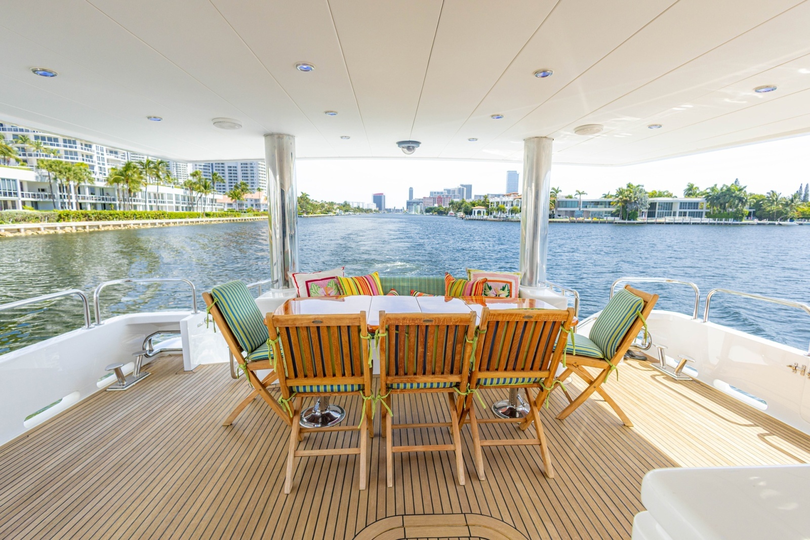 2008 Hargrave Enclosed Skylounge