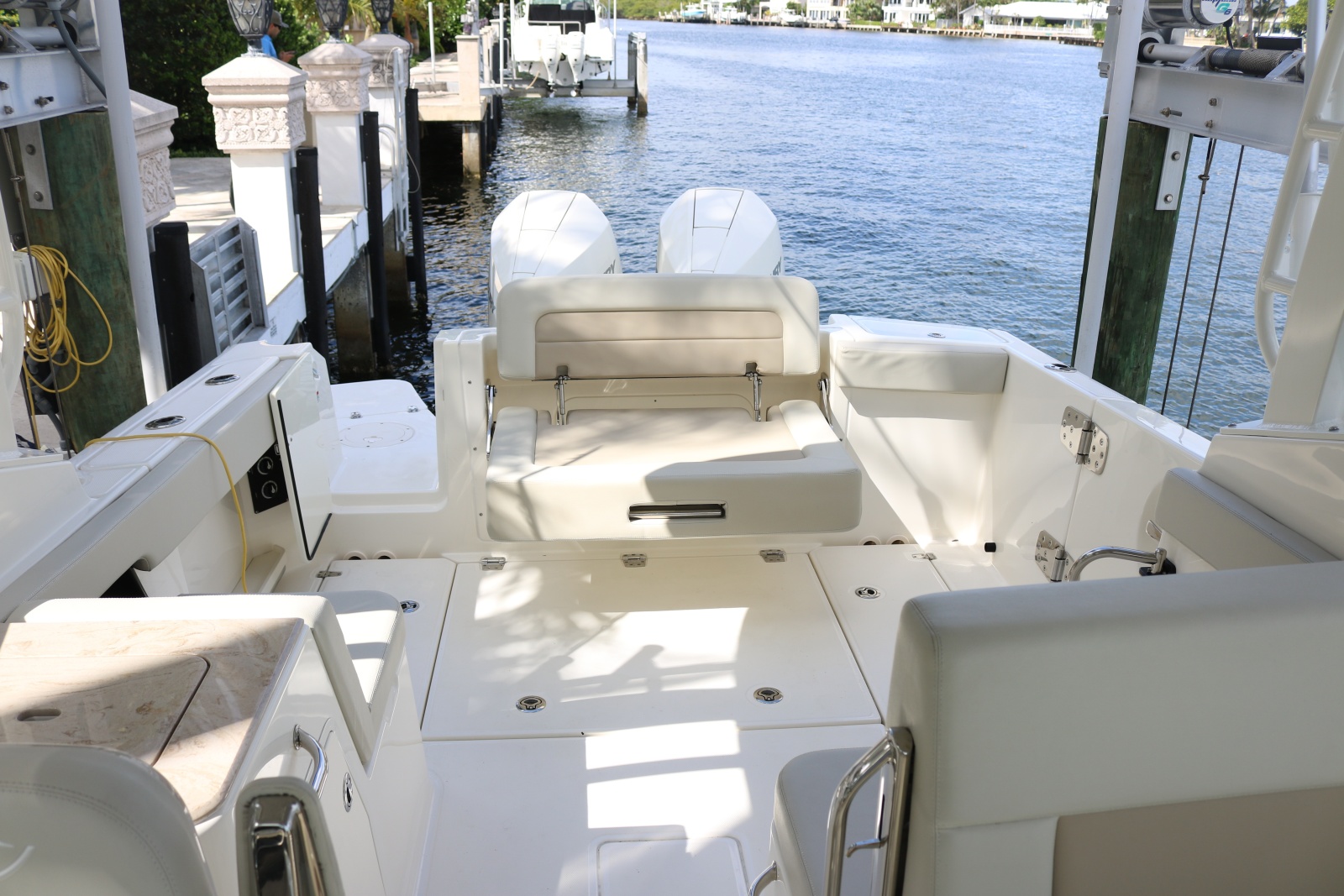 2023 Boston Whaler 280 Vantage