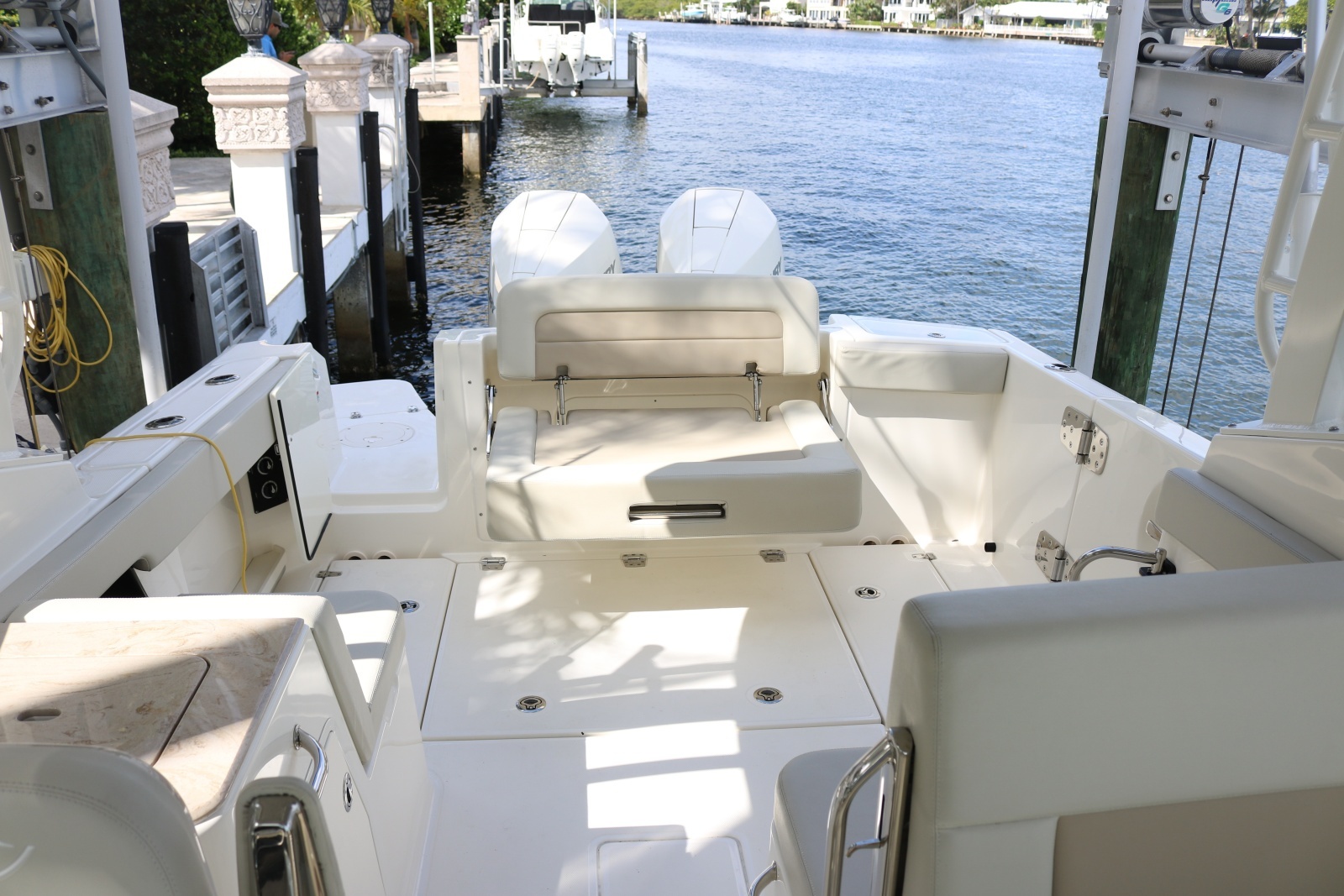 NO FILTER 28ft Boston Whaler Yacht For Sale