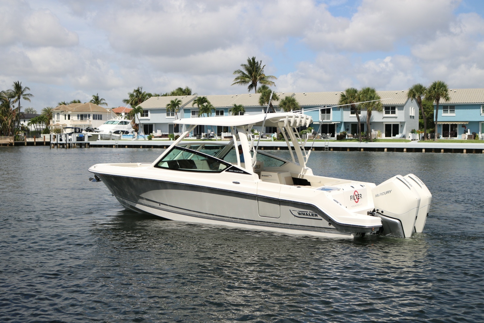 NO FILTER 28ft Boston Whaler Yacht For Sale