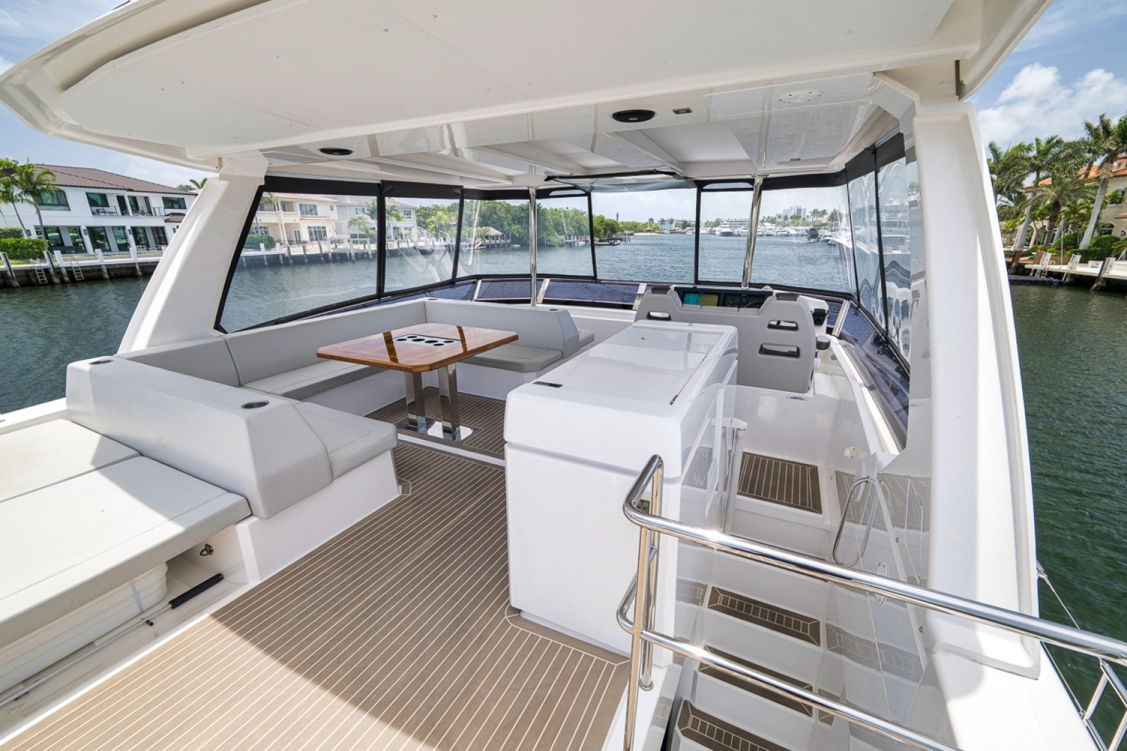 2023 Leopard 46 Powercat