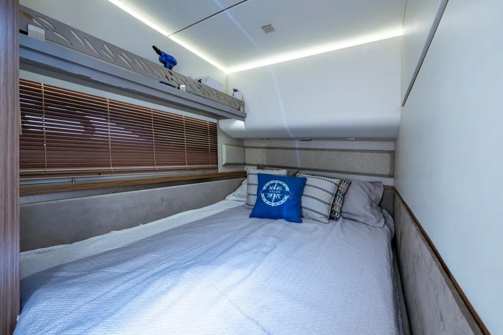 2018 Sea Ray L550 Fly
