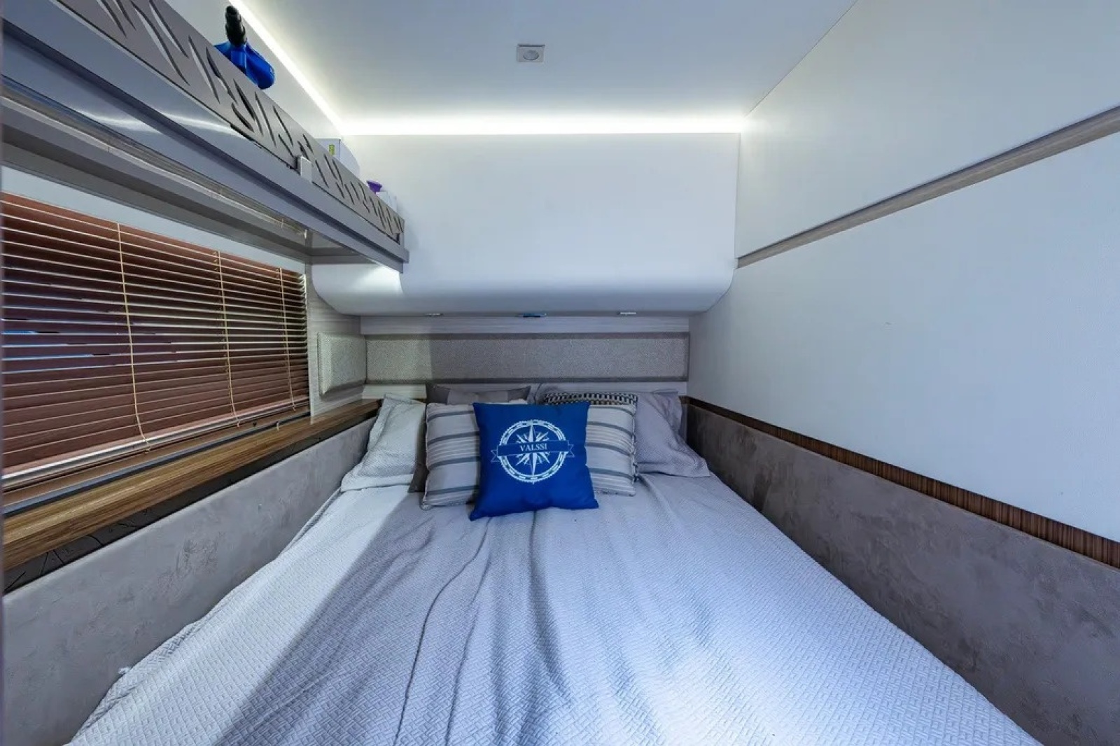 2018 Sea Ray L550 Fly