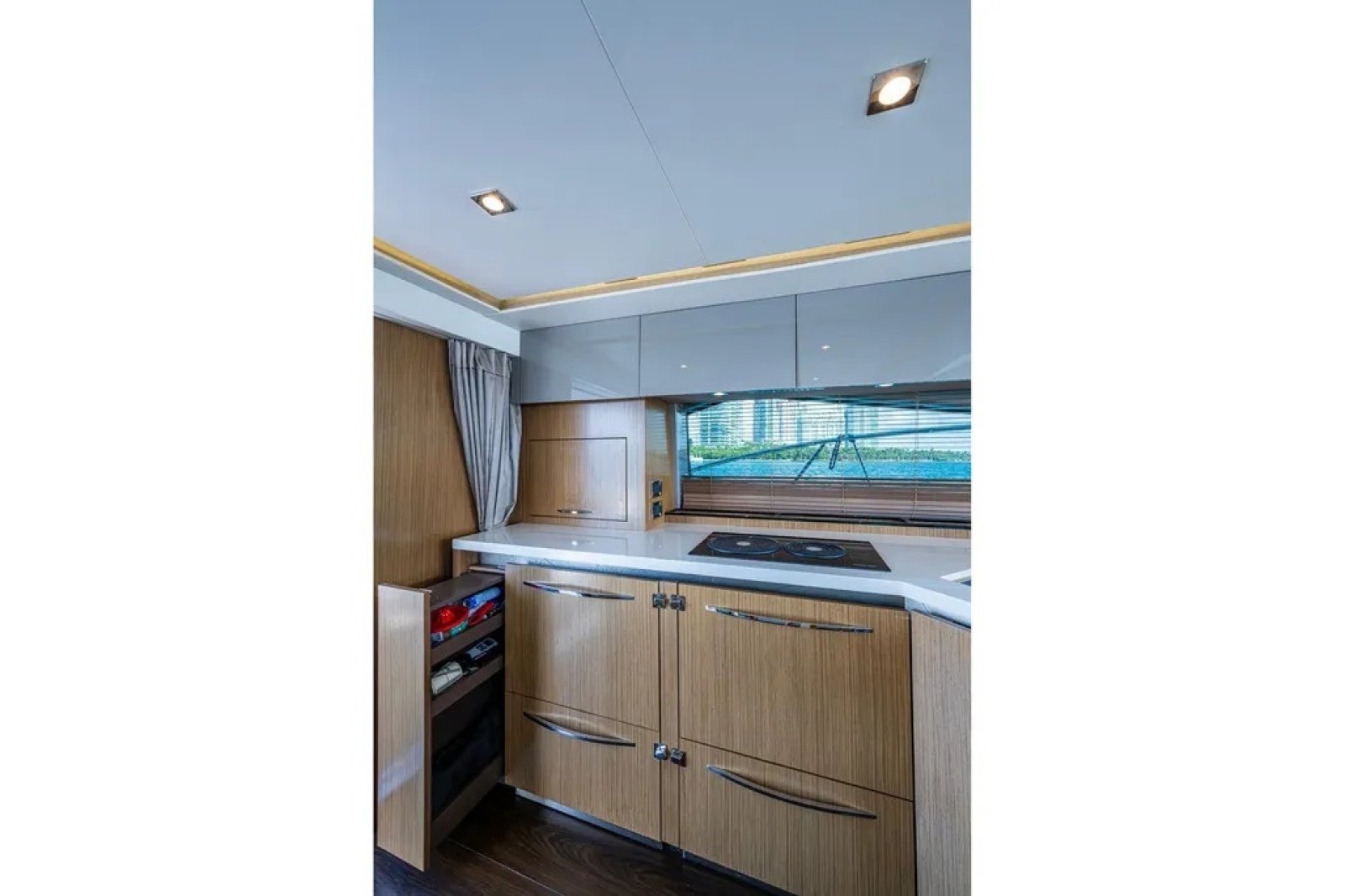 2018 Sea Ray L550 Fly