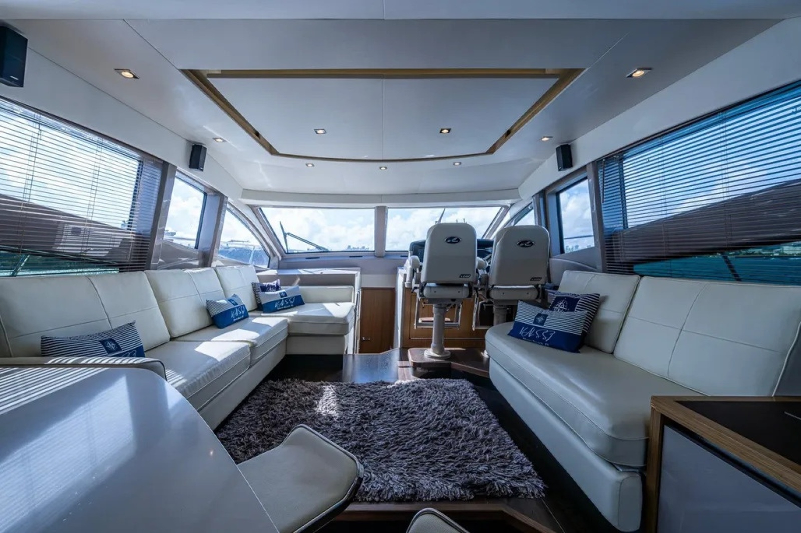 2018 Sea Ray L550 Fly