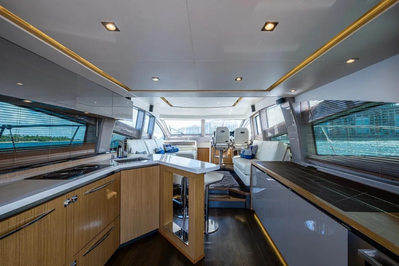 2018 Sea Ray L550 Fly