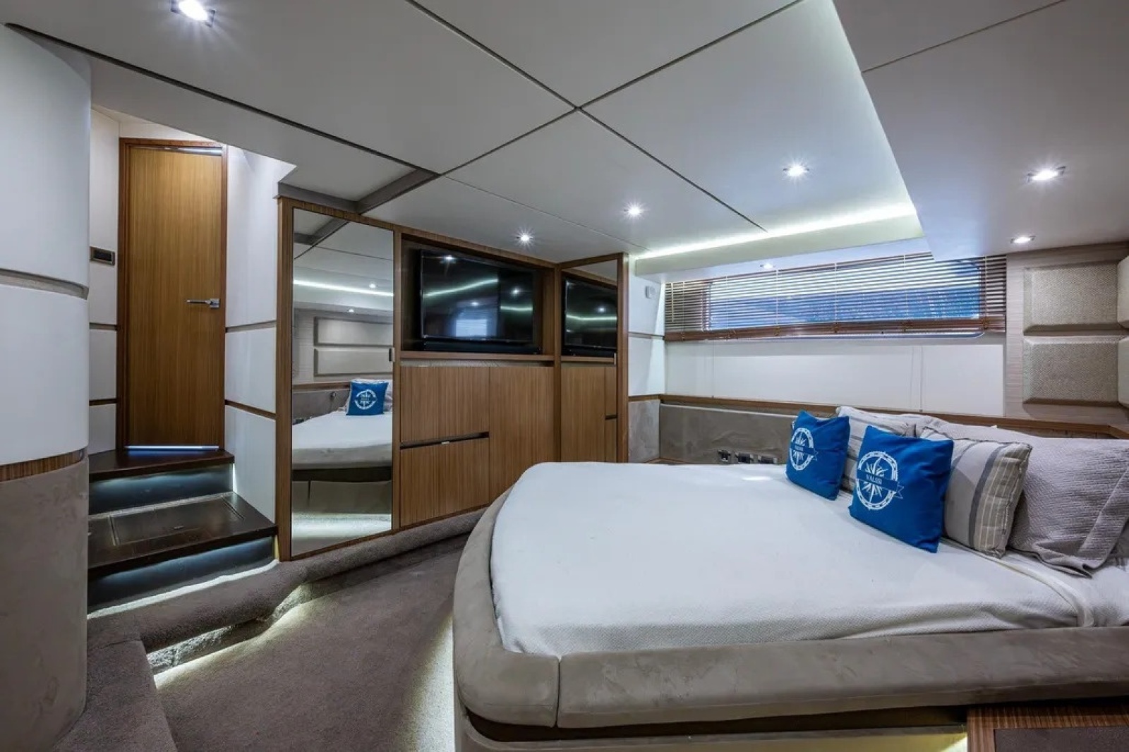 2018 Sea Ray L550 Fly