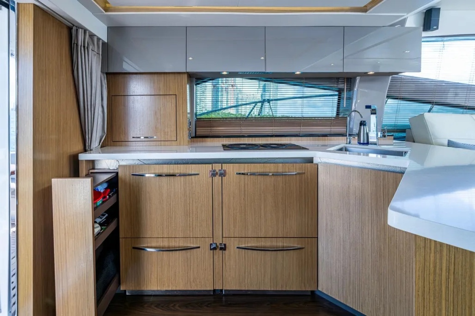 2018 Sea Ray L550 Fly