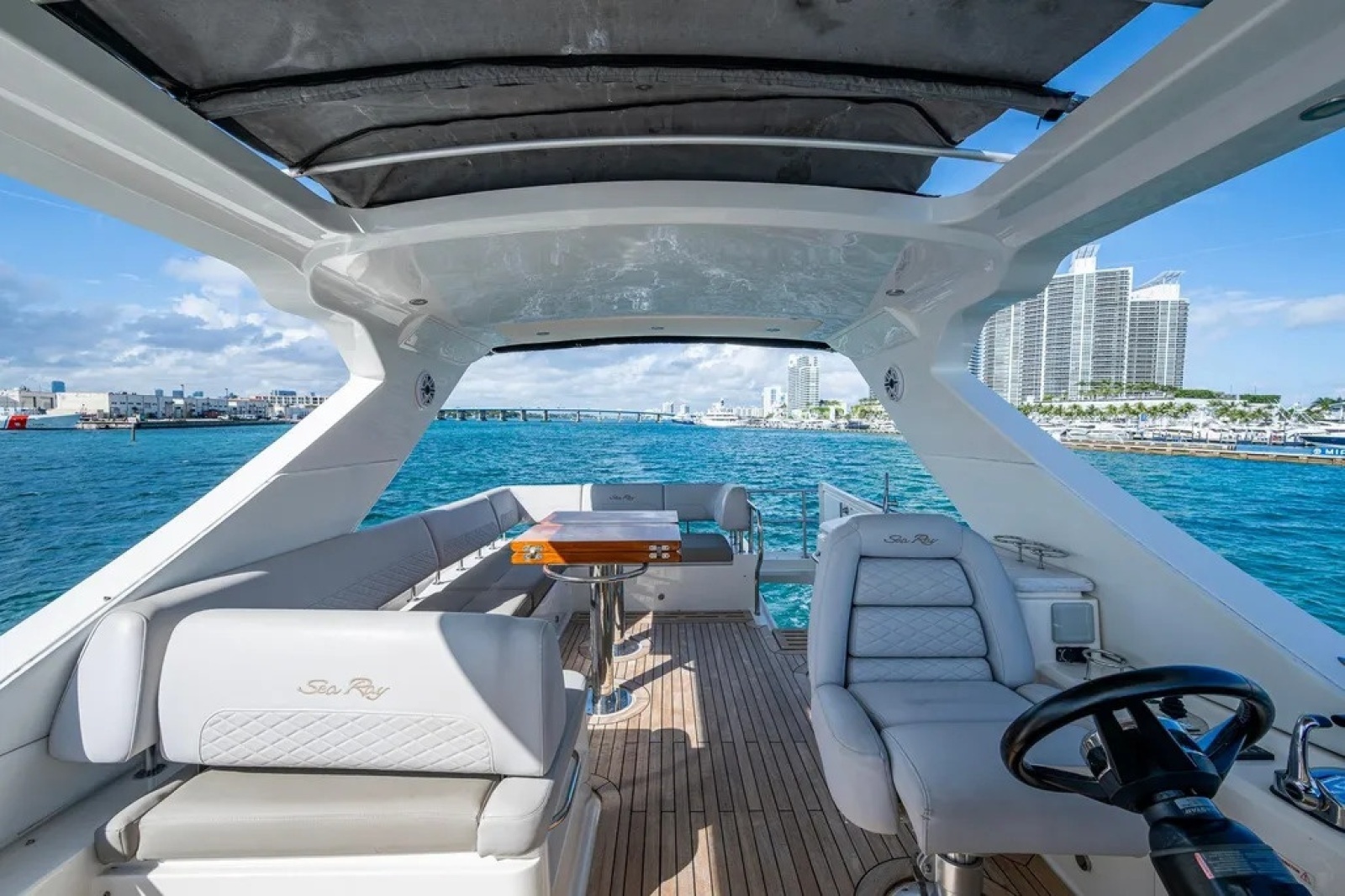 2018 Sea Ray L550 Fly