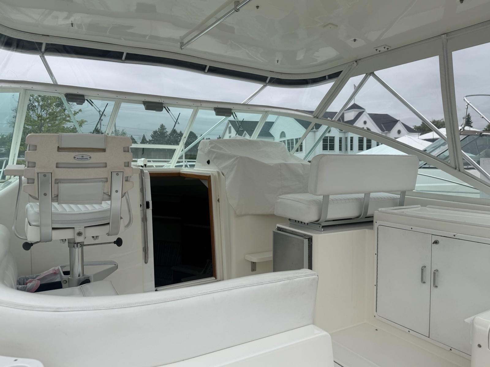 35ft Cabo Yacht For Sale