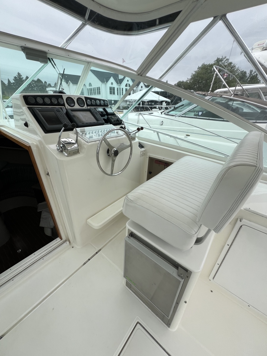 35ft Cabo Yacht For Sale