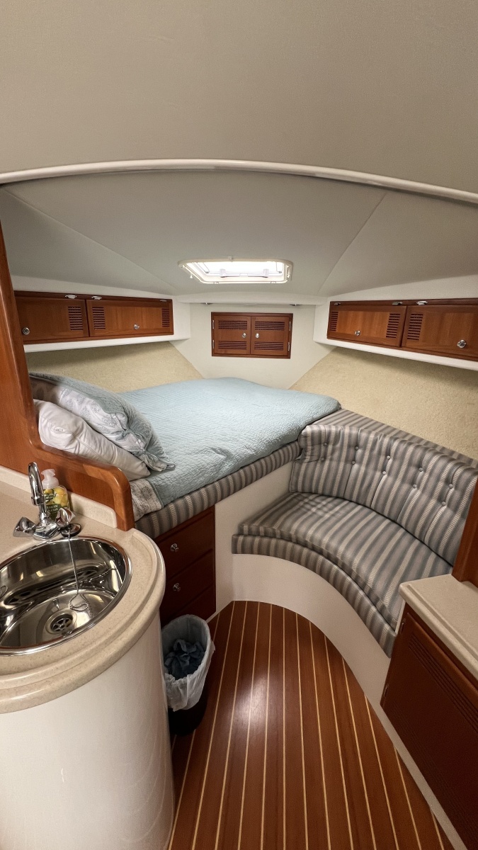 1998 Cabo 35 Express