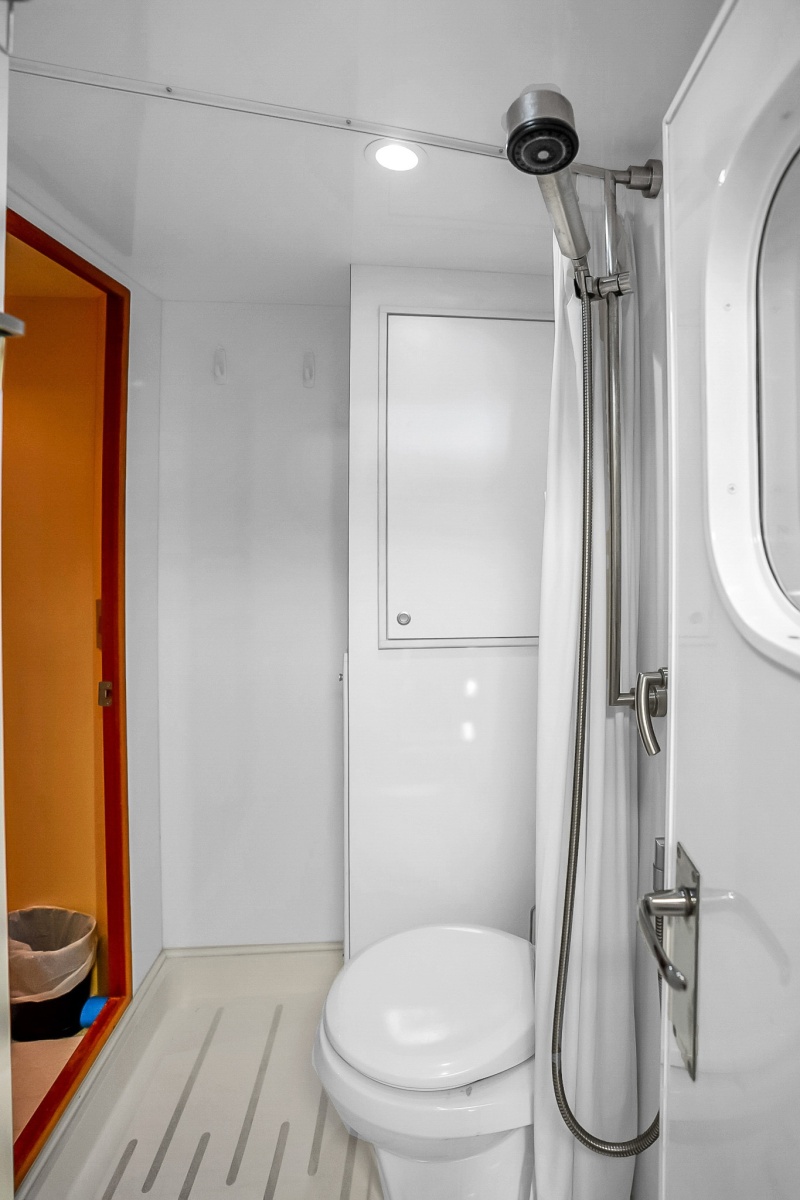 2008 Hatteras Convertible