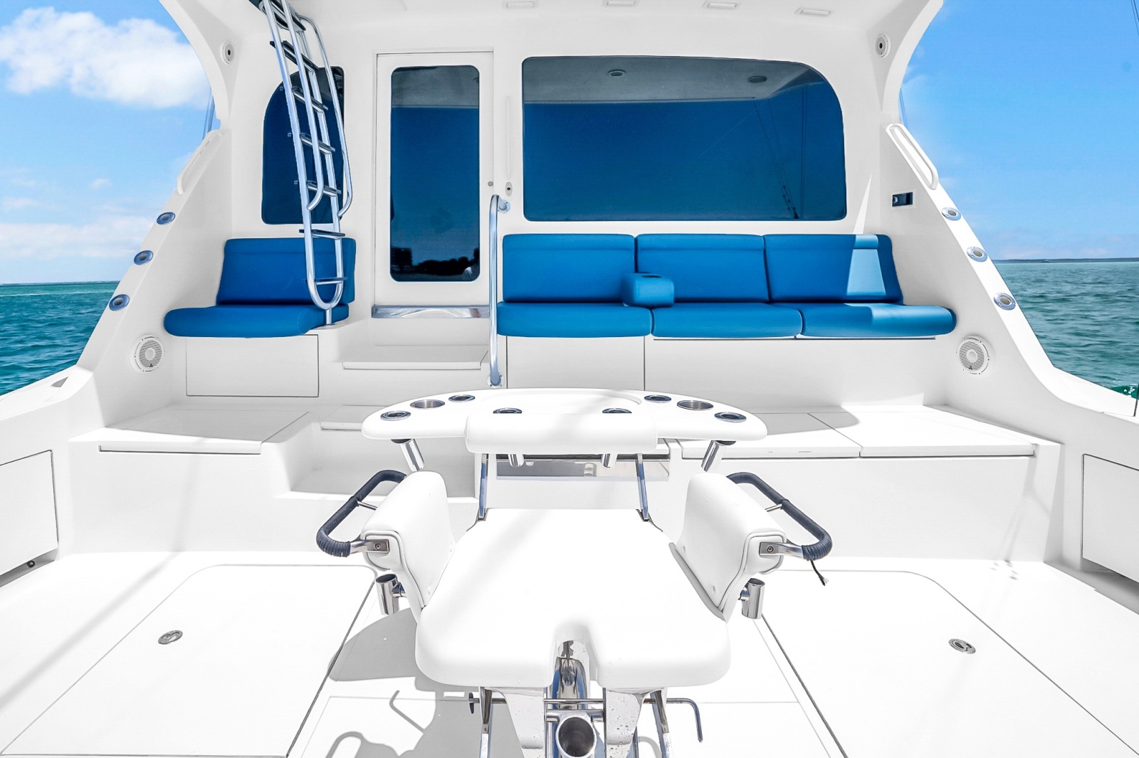 2008 Hatteras Convertible