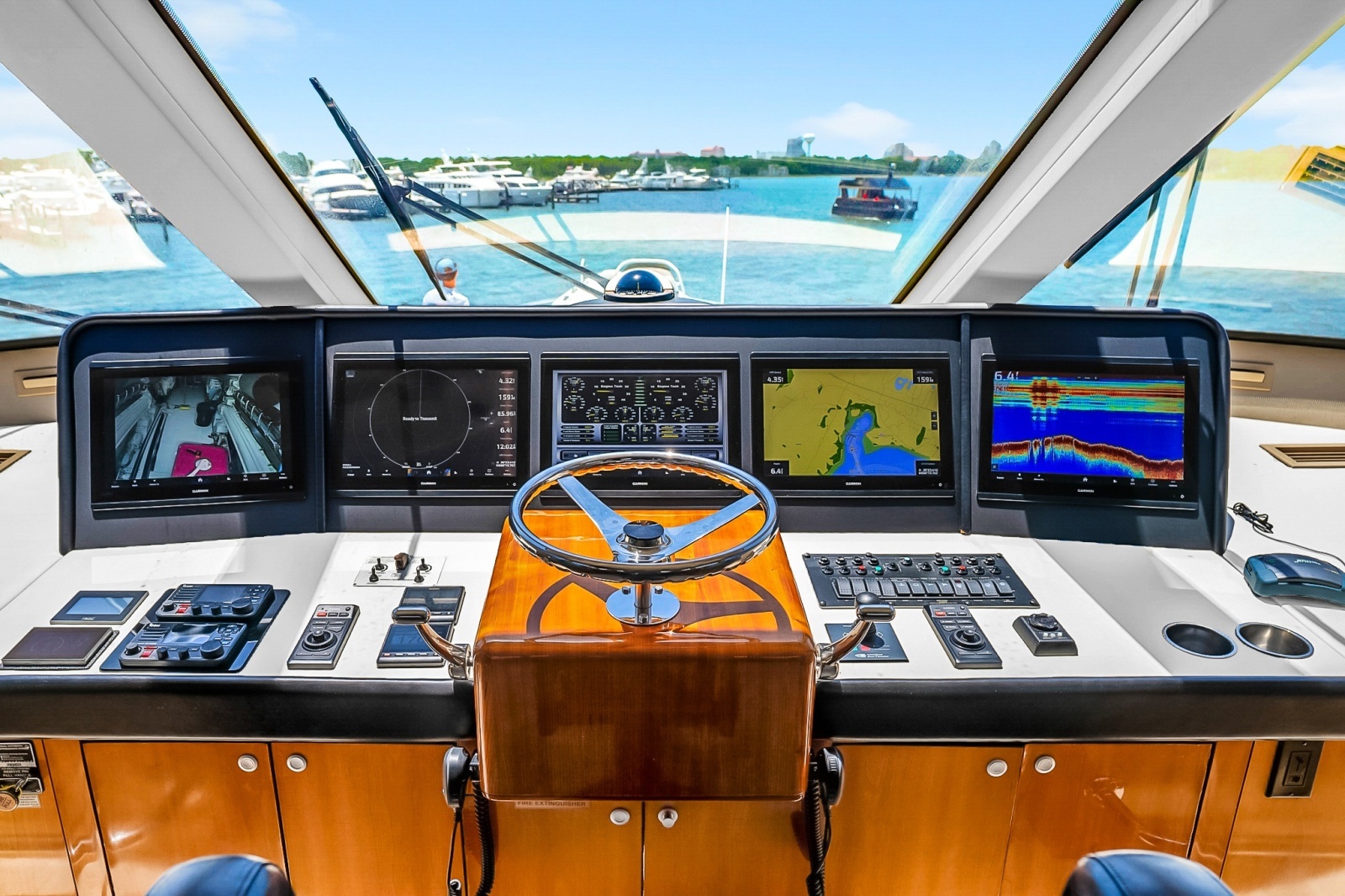2008 Hatteras Convertible
