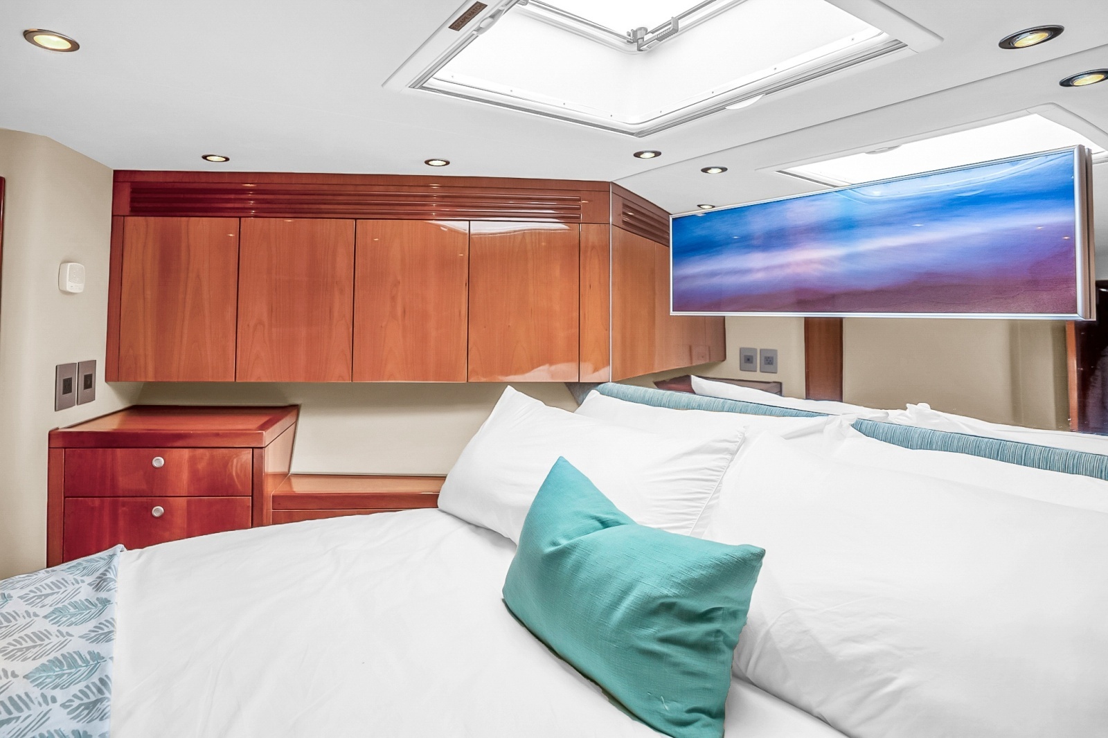 2008 Hatteras Convertible