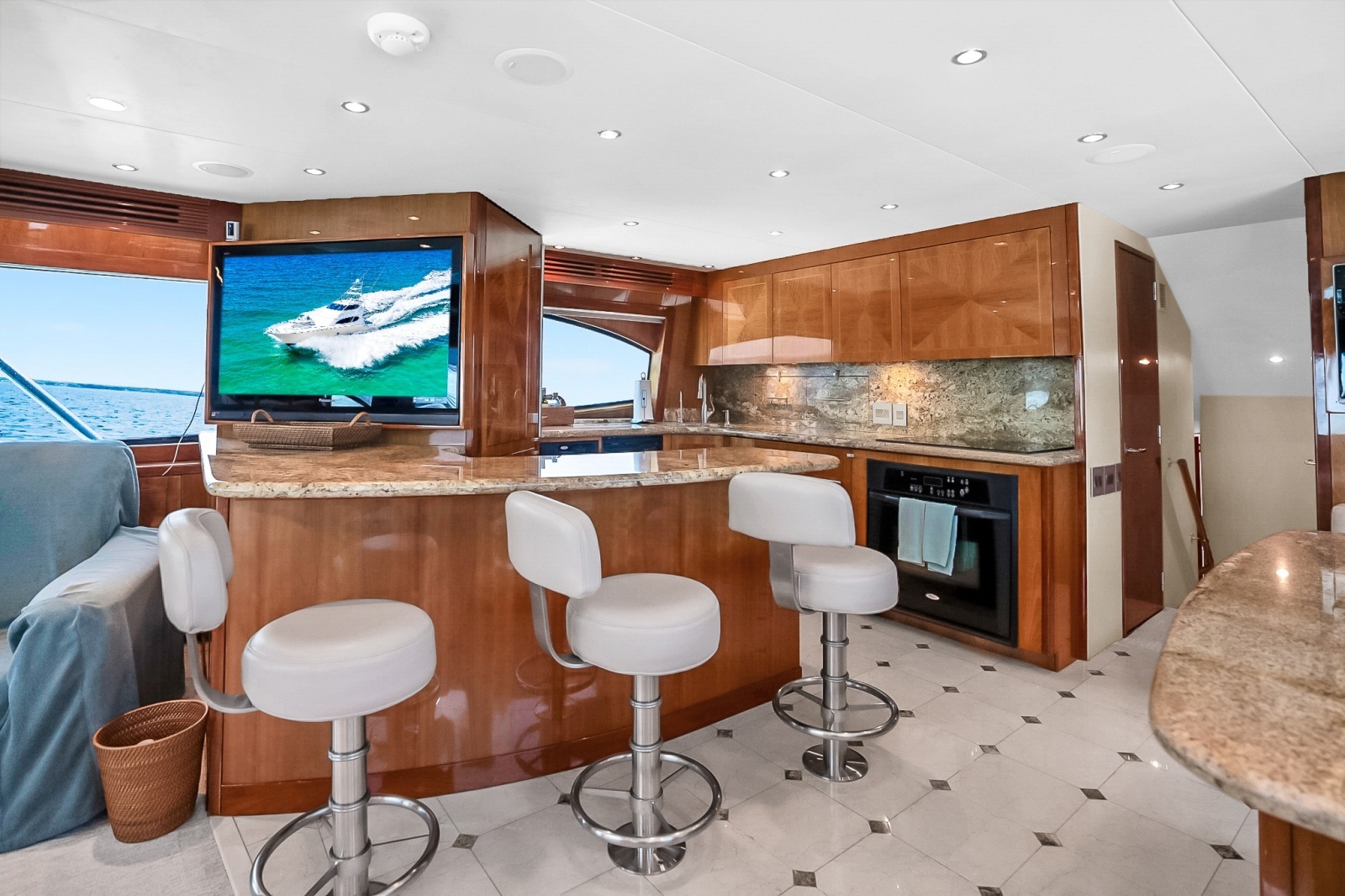 2008 Hatteras Convertible