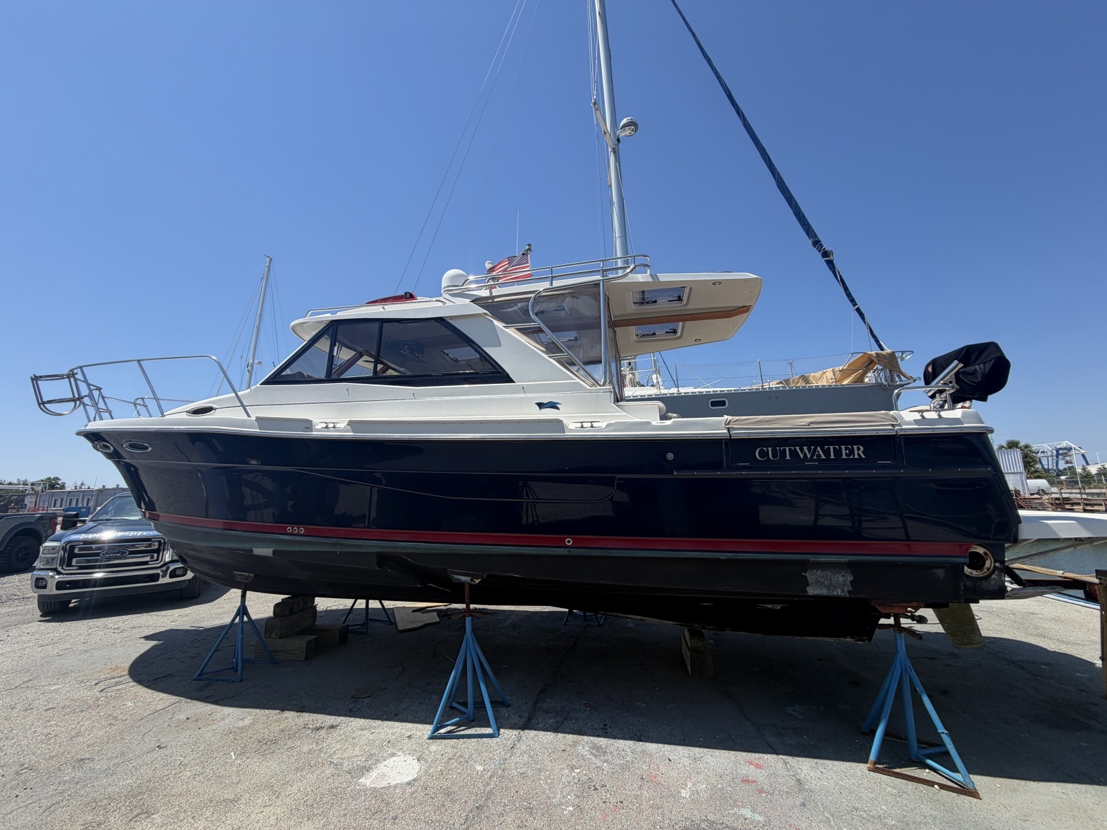 2015 Cutwater C-30 Sedan