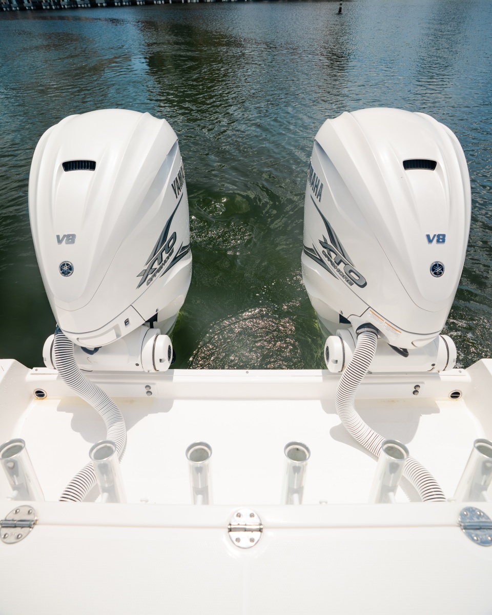 35ft Everglades Yacht For Sale