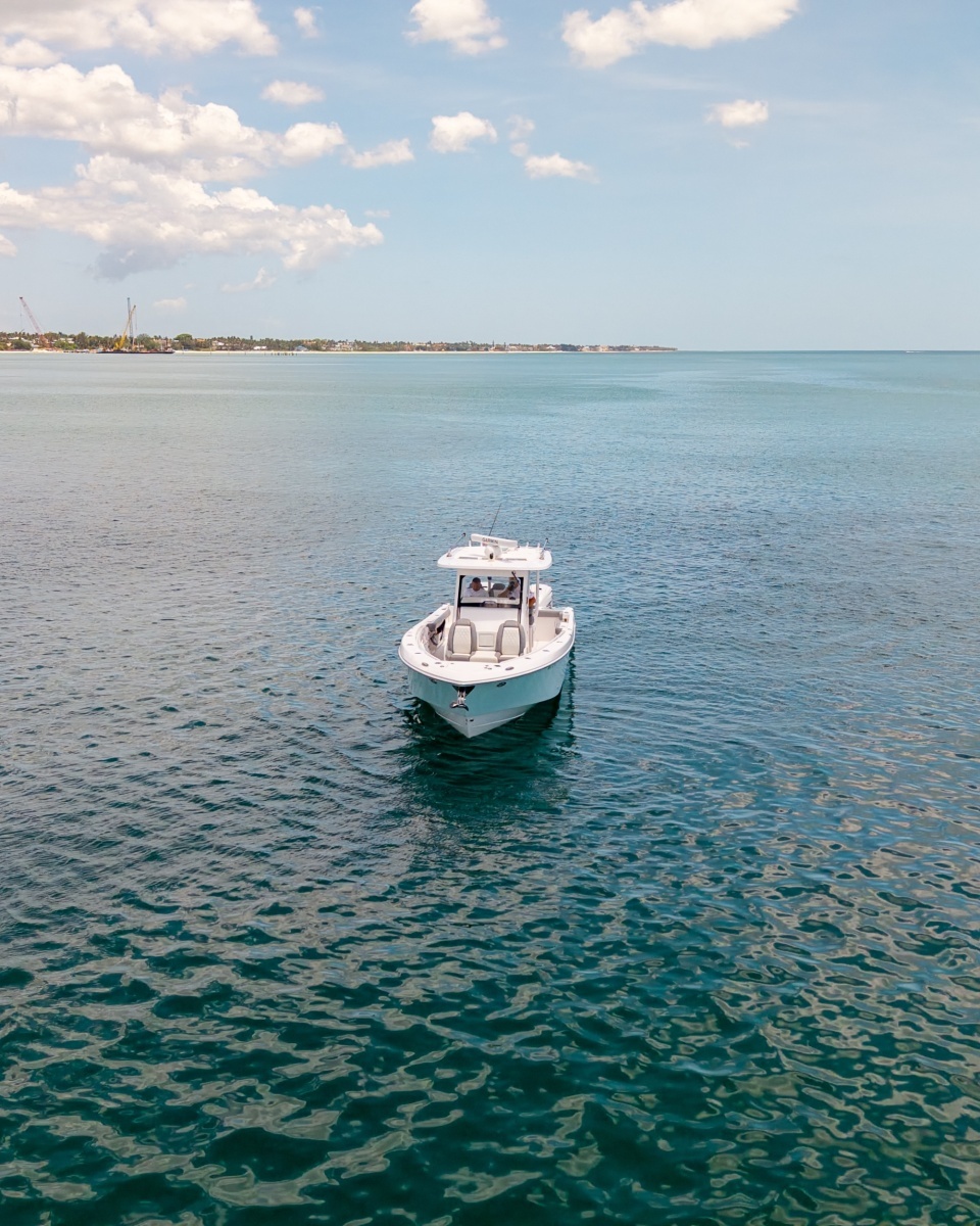 35ft Everglades Yacht For Sale