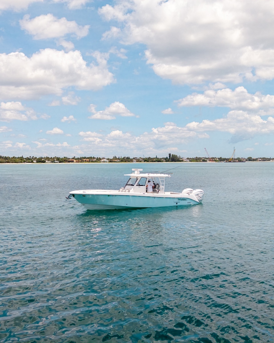35ft Everglades Yacht For Sale